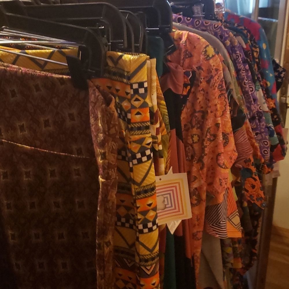 MyStErY Bundle LuLaRoe *NEW* Items!! - Picture 2 of 2